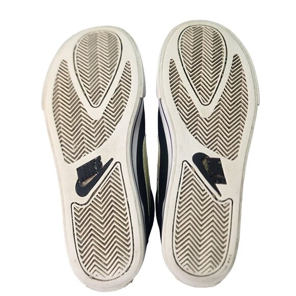 NIKE Sweet Classic High Glossy Black Patent Leather Size 6Y Youth #367112-01 - Picture 9 of 13